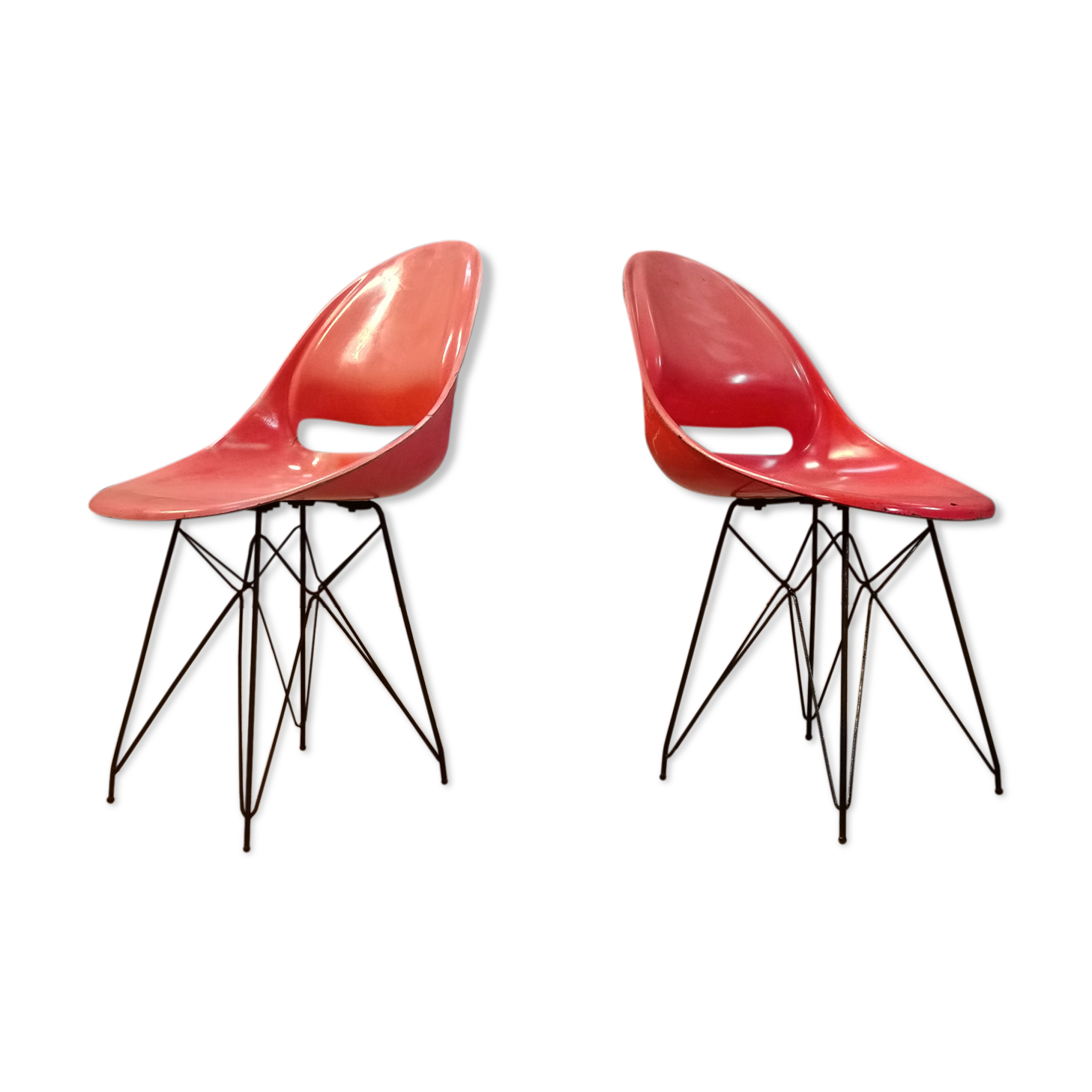 Pair of red chairs by Miroslav Navràtil for Vertex 1959