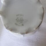 Set of 5 art deco style cups and saucers