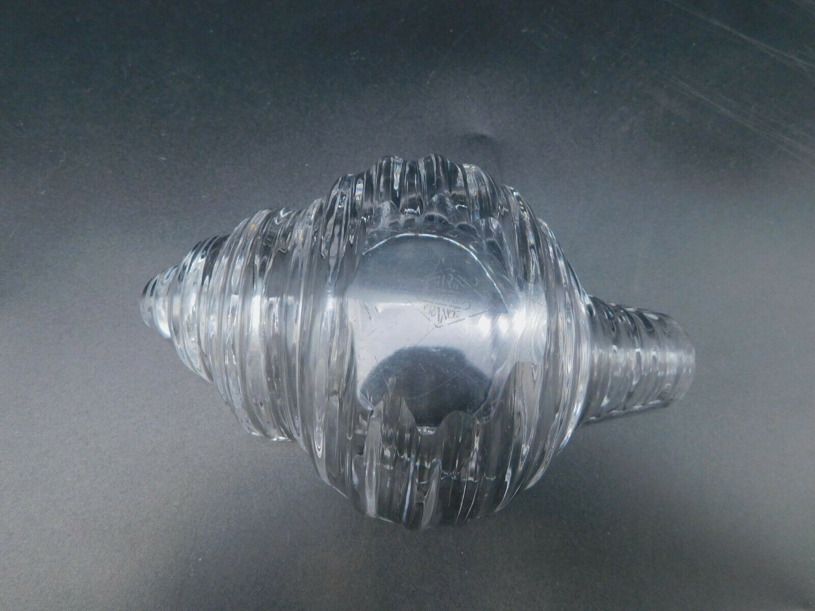 Crystal cigar ashtray