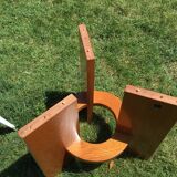 Round table in solid elm from the 80s
