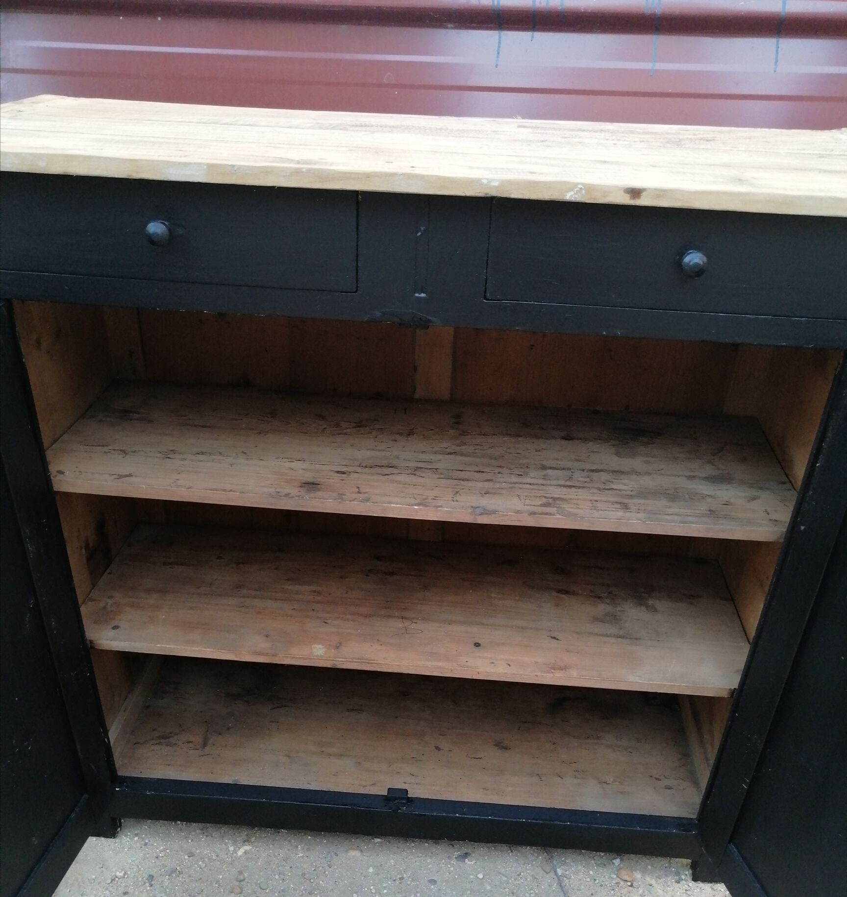 Buffet parisien en bois