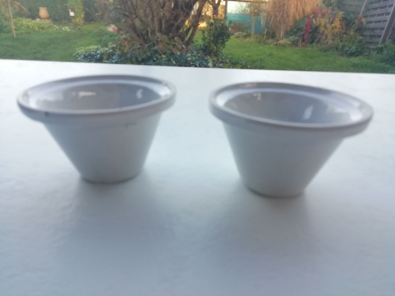 Pair of tea filters for mugs