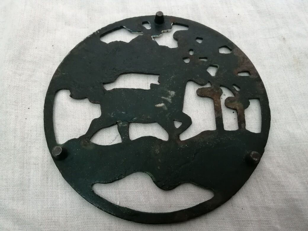 Flat metal vintage old horse