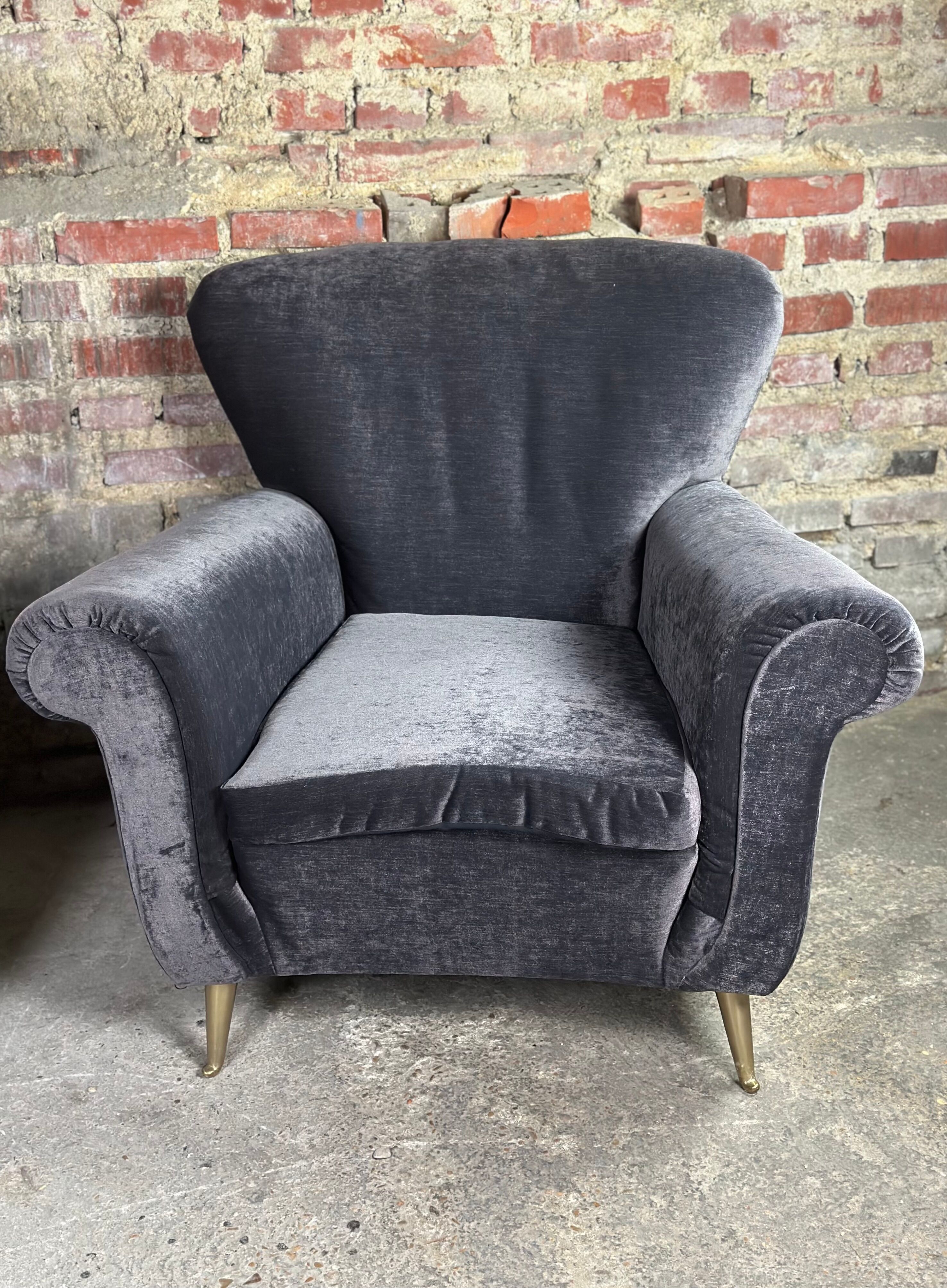 Pair of vintage italian armchairs 1950 by Isa Bergamo