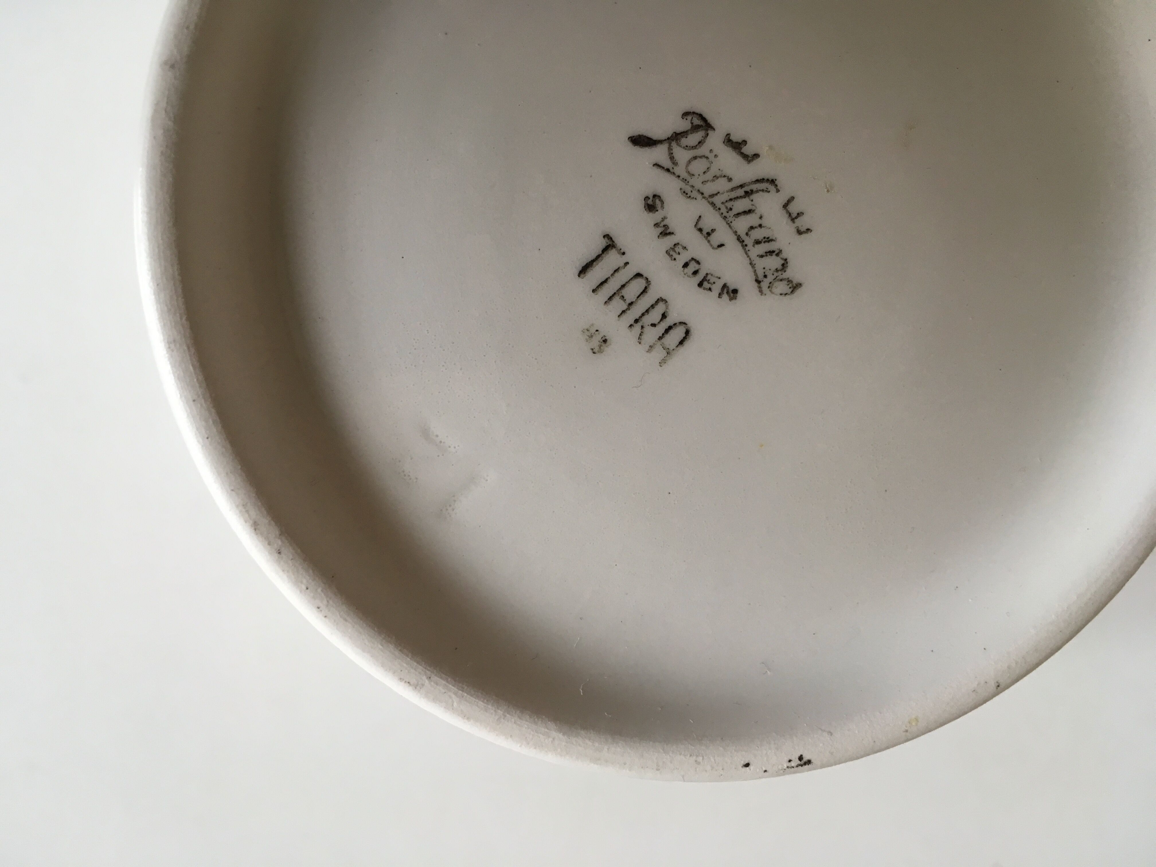 Cache pot Rörstrand sweden 60s tiara by Herta Bengtson 2/2