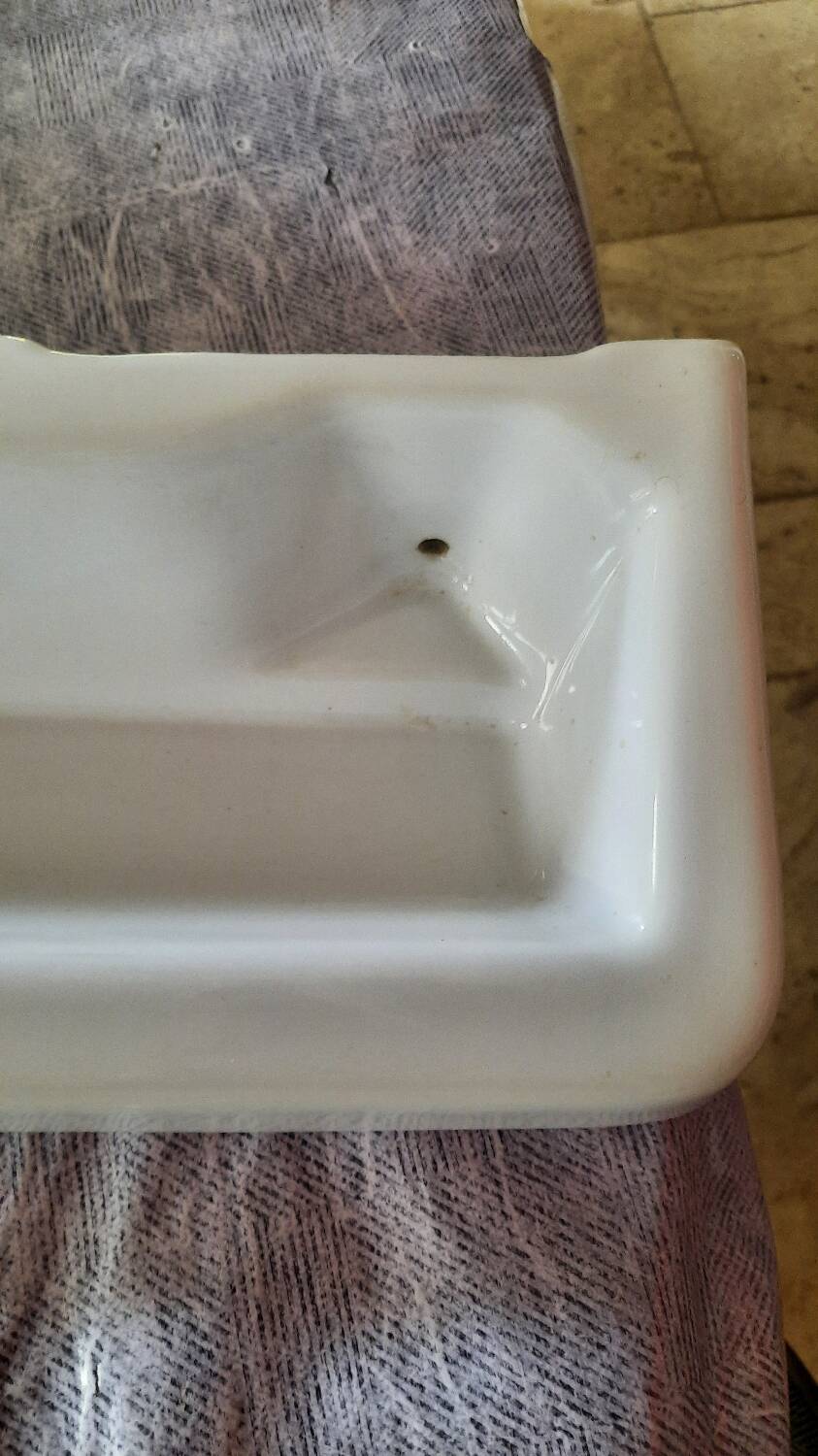 Porcelain bathroom shelf