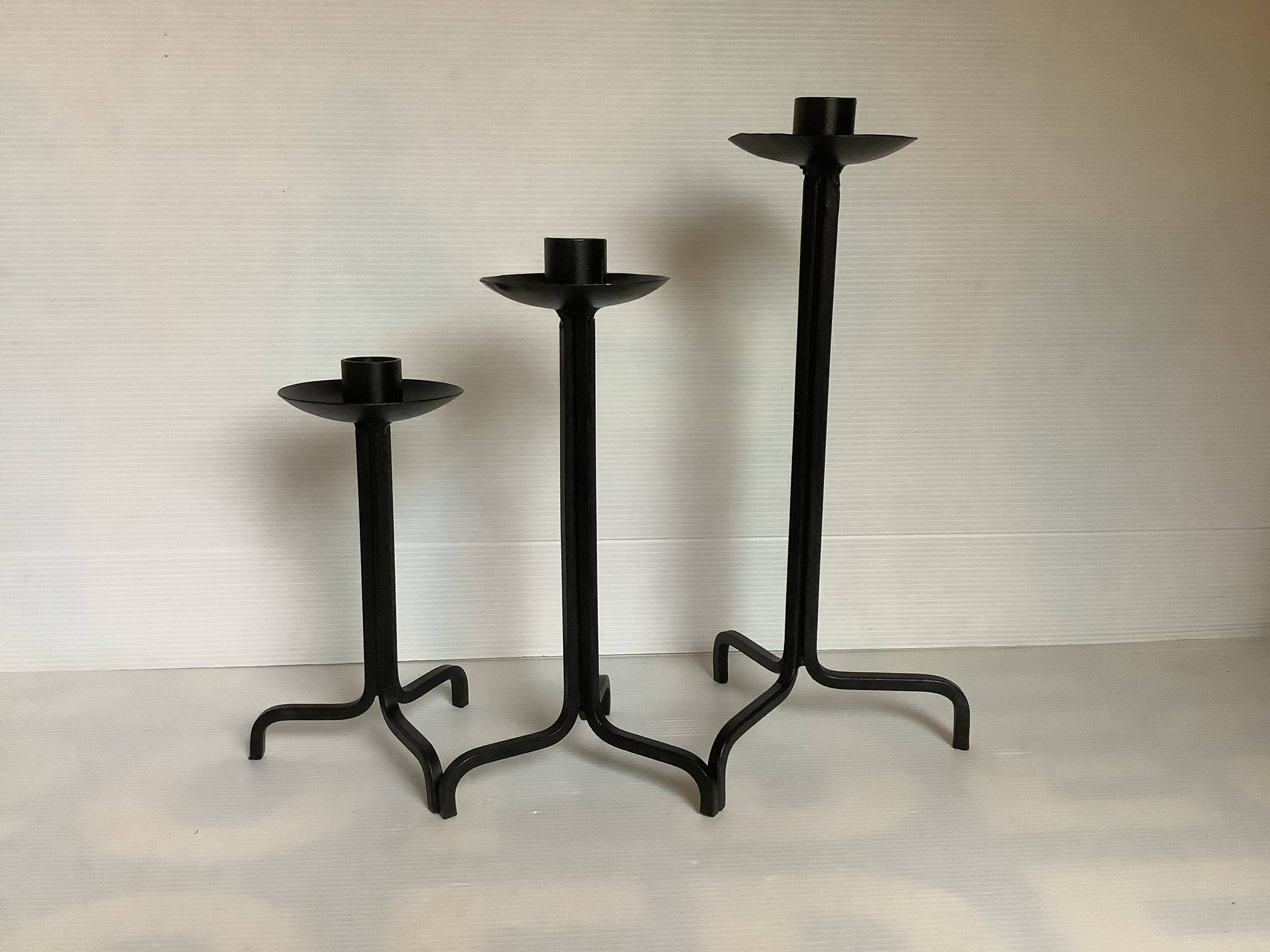 Trio de bougeoirs tripode métal noir