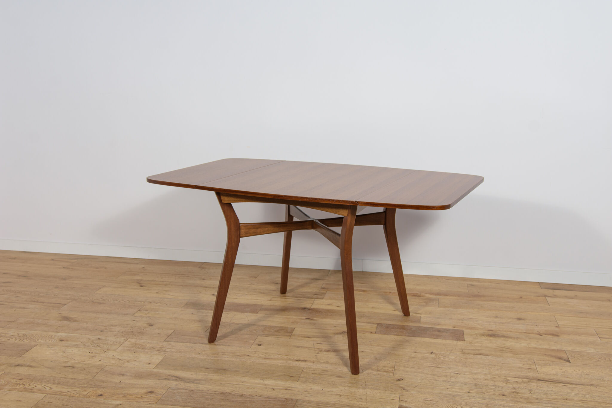 Mid-Century Butterfly Dining Table from G-Plan, United Kingdom, 1950s