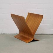 Porte-revues vintage en bois umbra