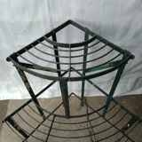 riveted metal corner pot holder