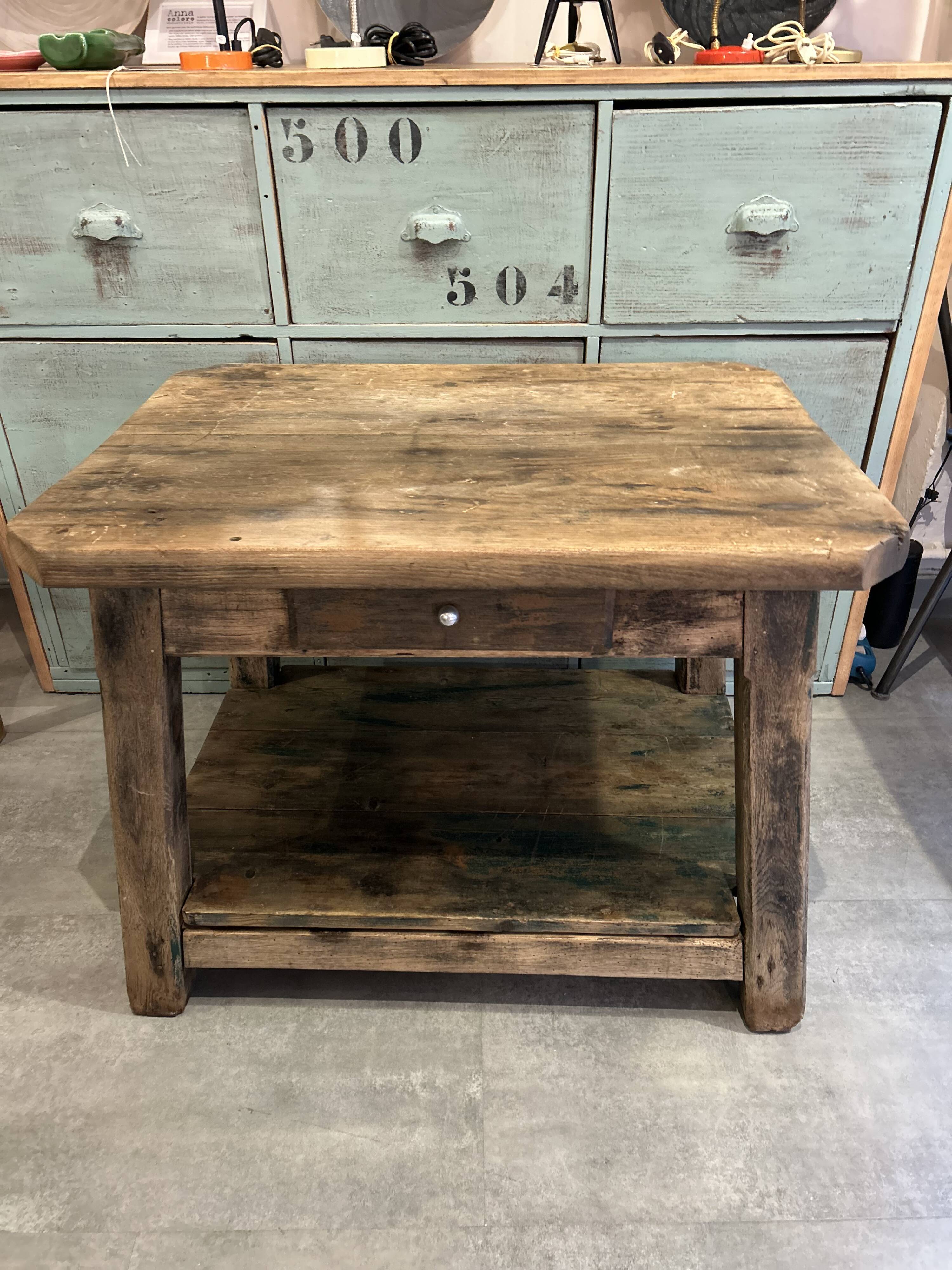 Table de métier (maréchal Ferrand)