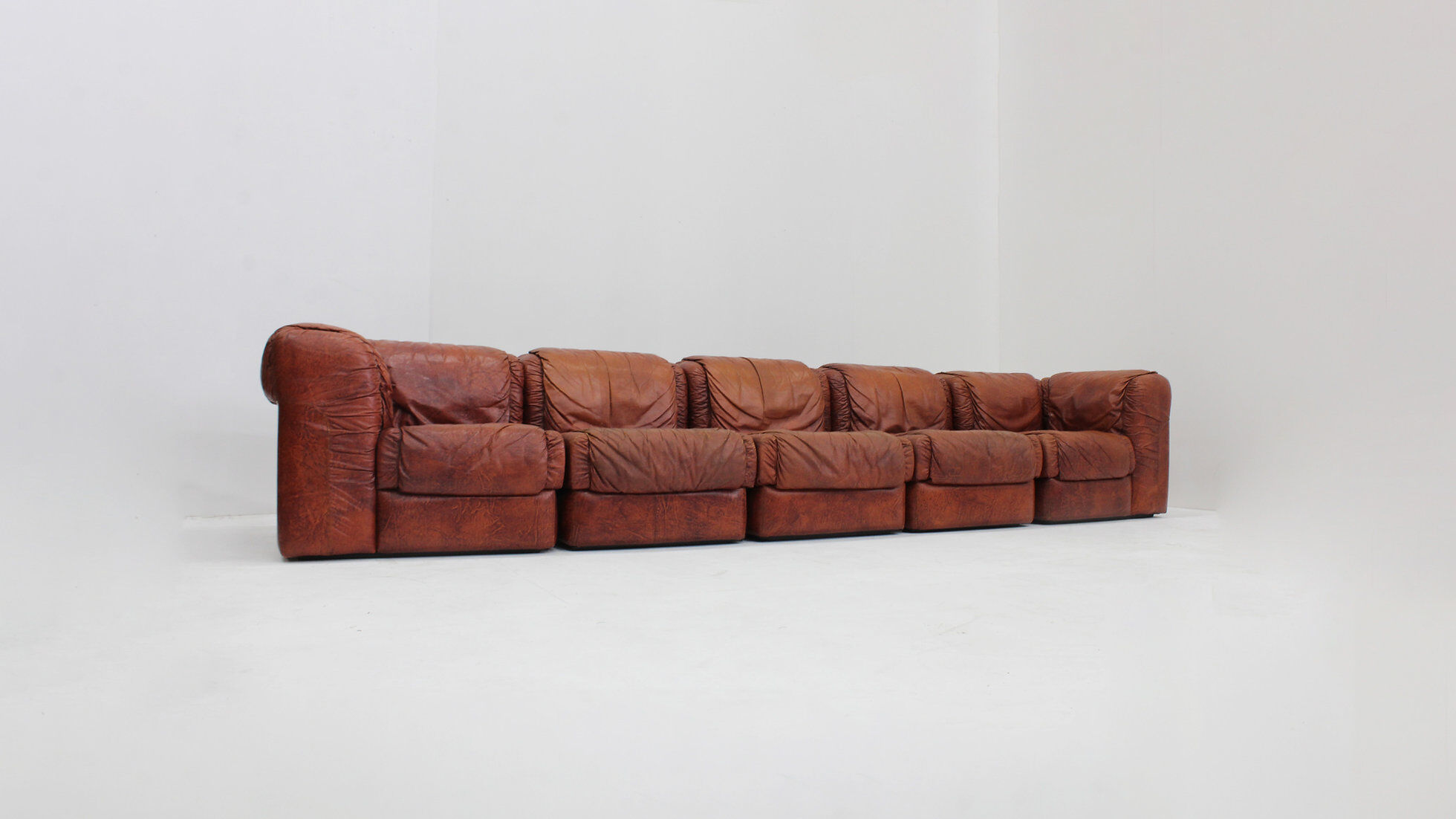 Vintage Seven Salotti modular sofa in cognac leather, Italy 1970s