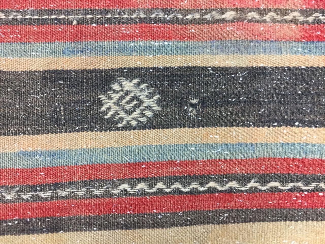 Turkish kilim rug 285x160 cm