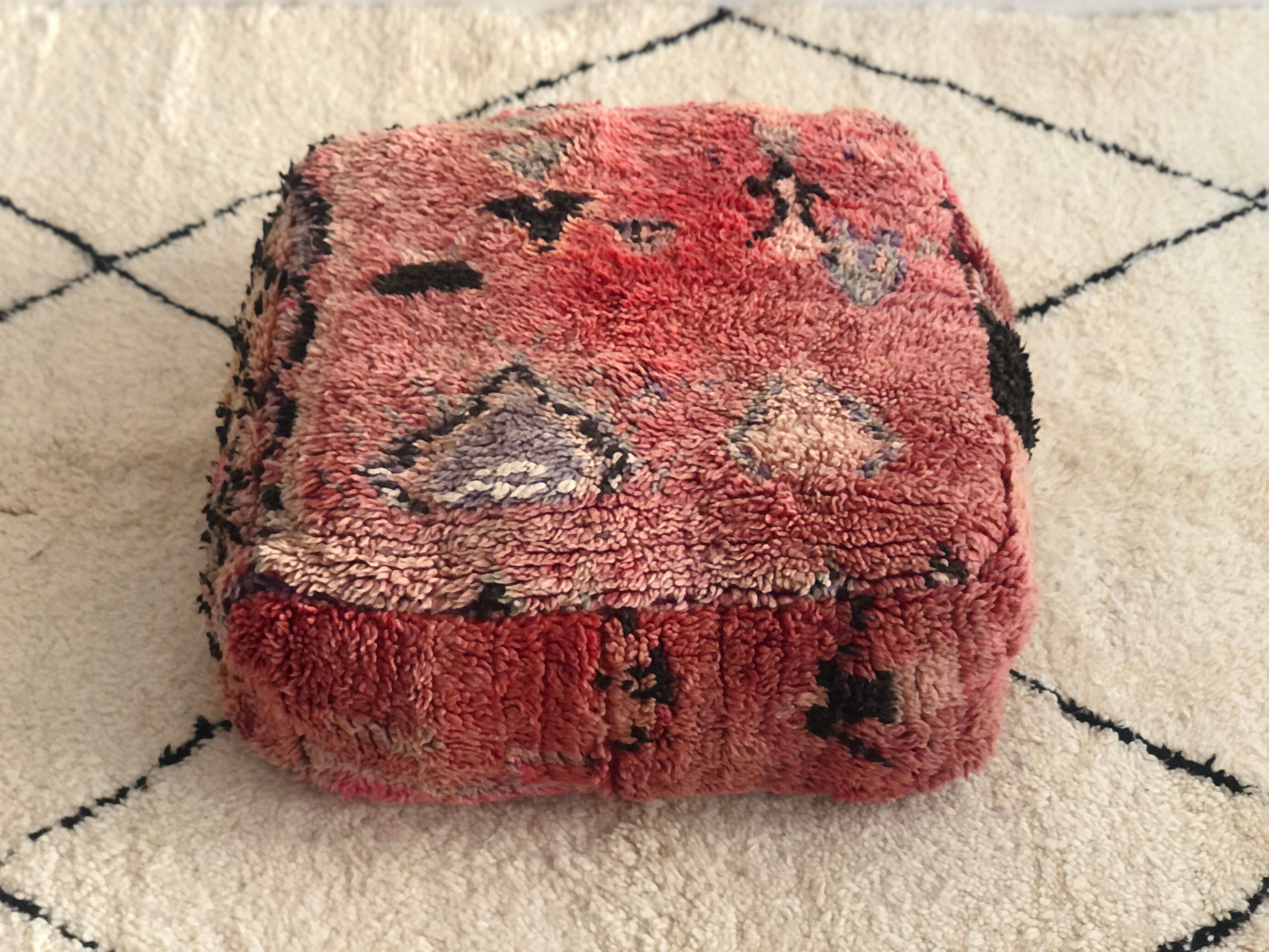 Authentic vintage berber pouf "boujaad" ethnic chic