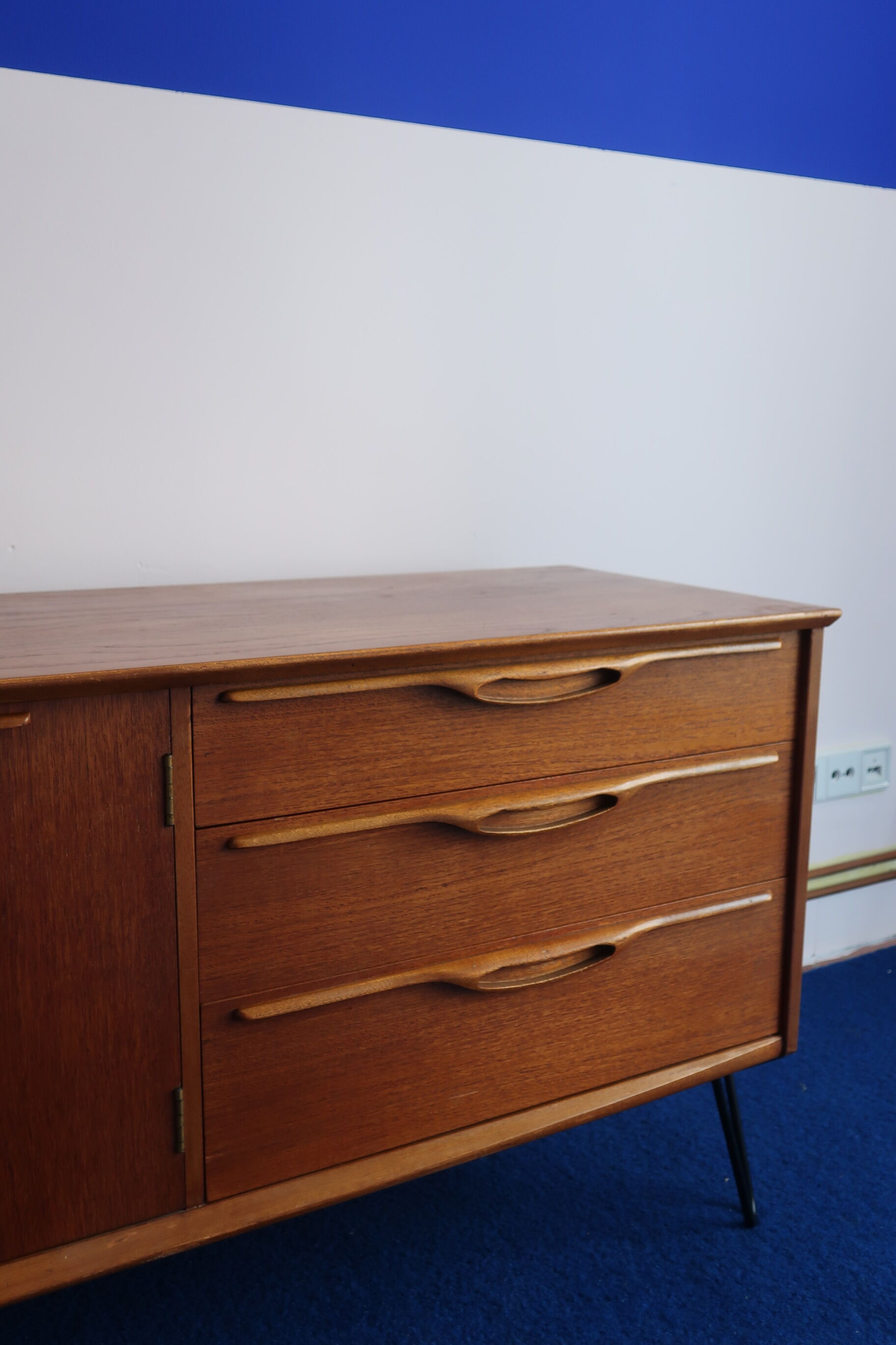 Teak thread of the 60s