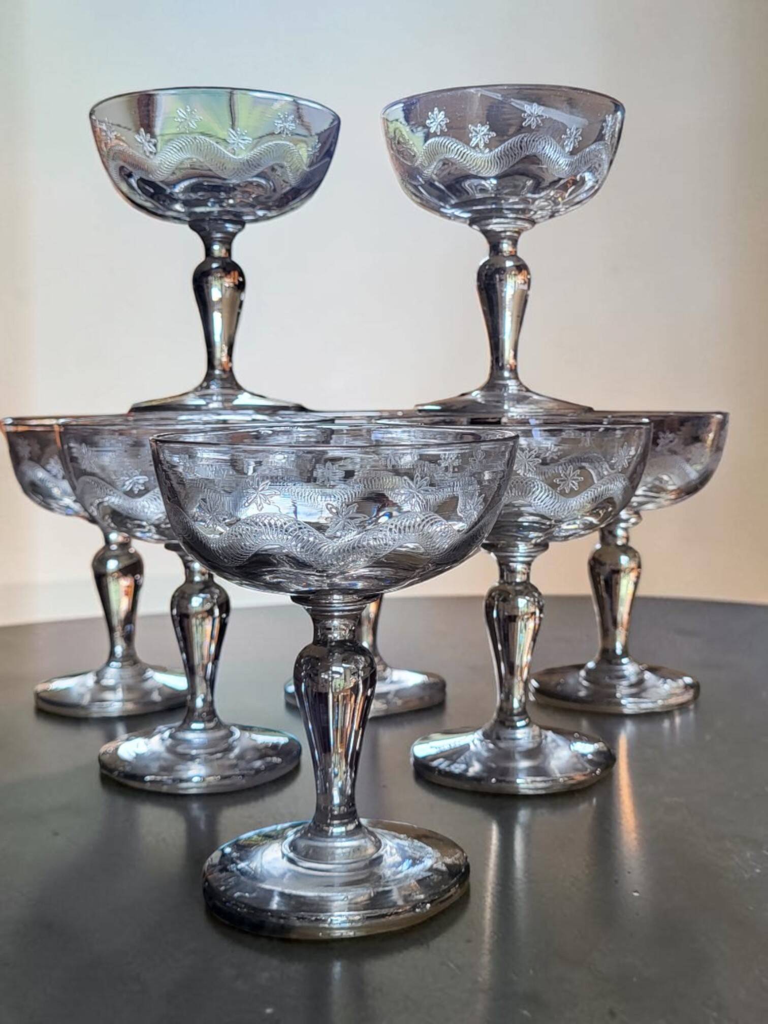8 engraved glass champagne coupes from Meisenthal, Art Deco