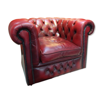 Fauteuil Chesterfield classique rouge sang de boeuf