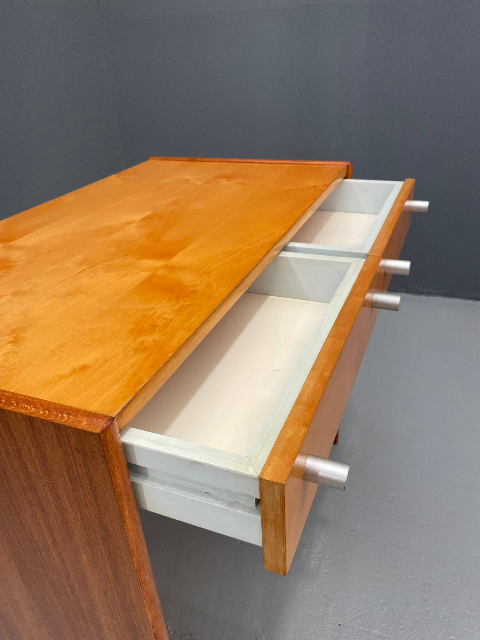 Coiffeuse Femina – Jindřich Halabala, années 1970, UP Závody Bučovice