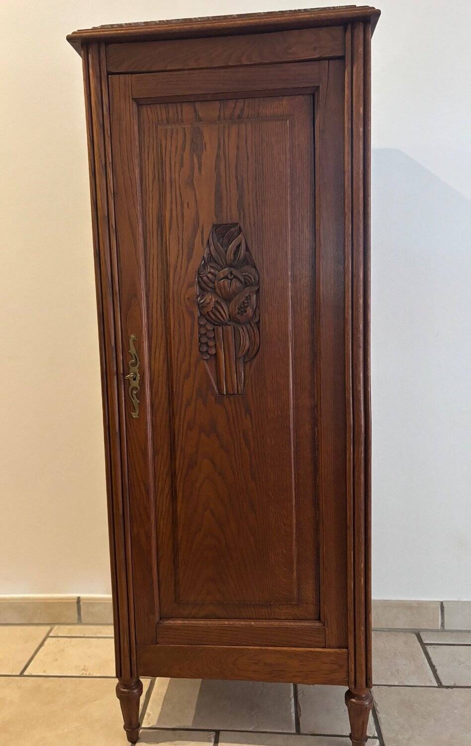 Art Deco Bonnetière Solid Oak & Griotte Marble – 1930s