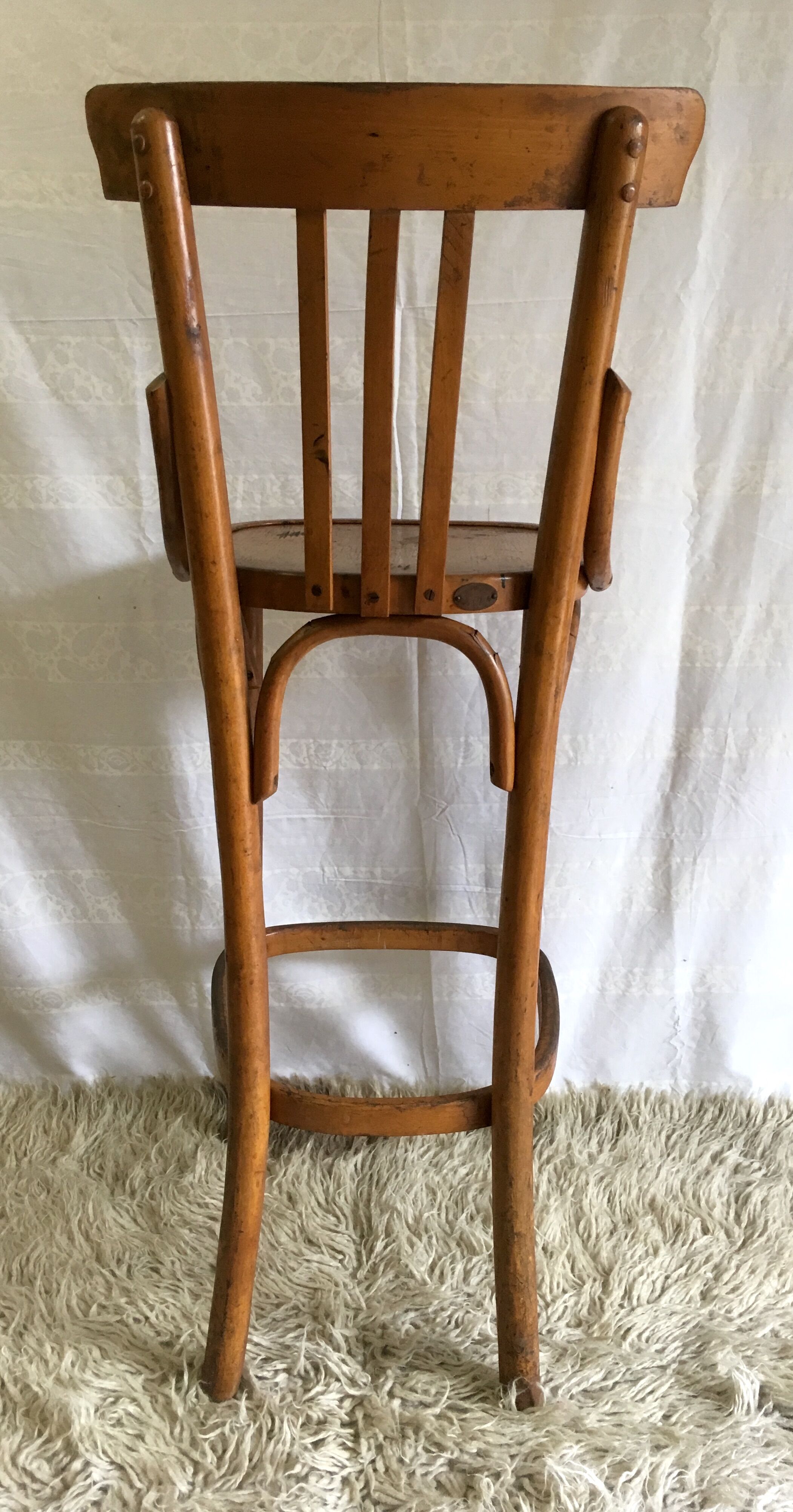 Curved wooden countertop chair - mid. 20th