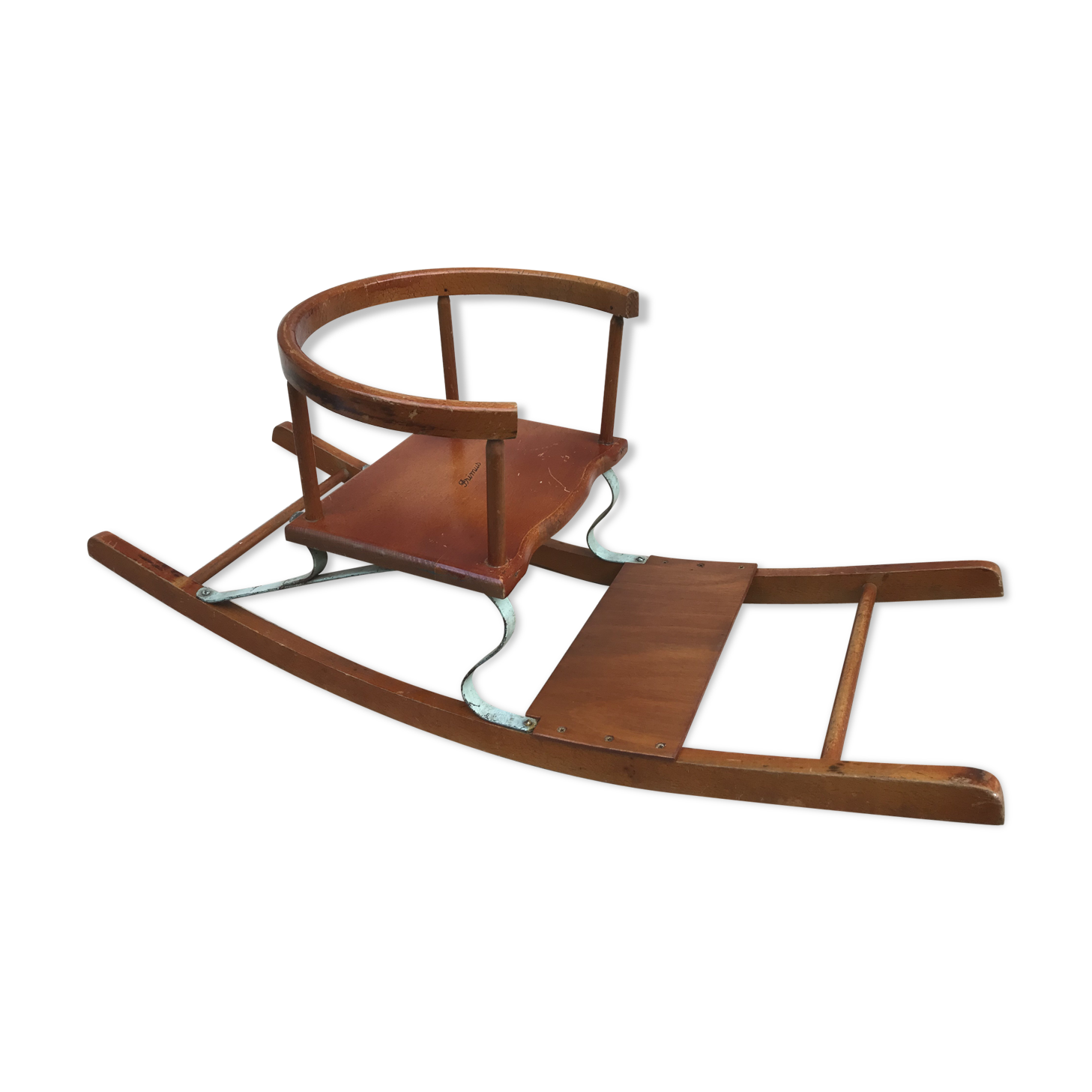 Primus wooden rocking chair
