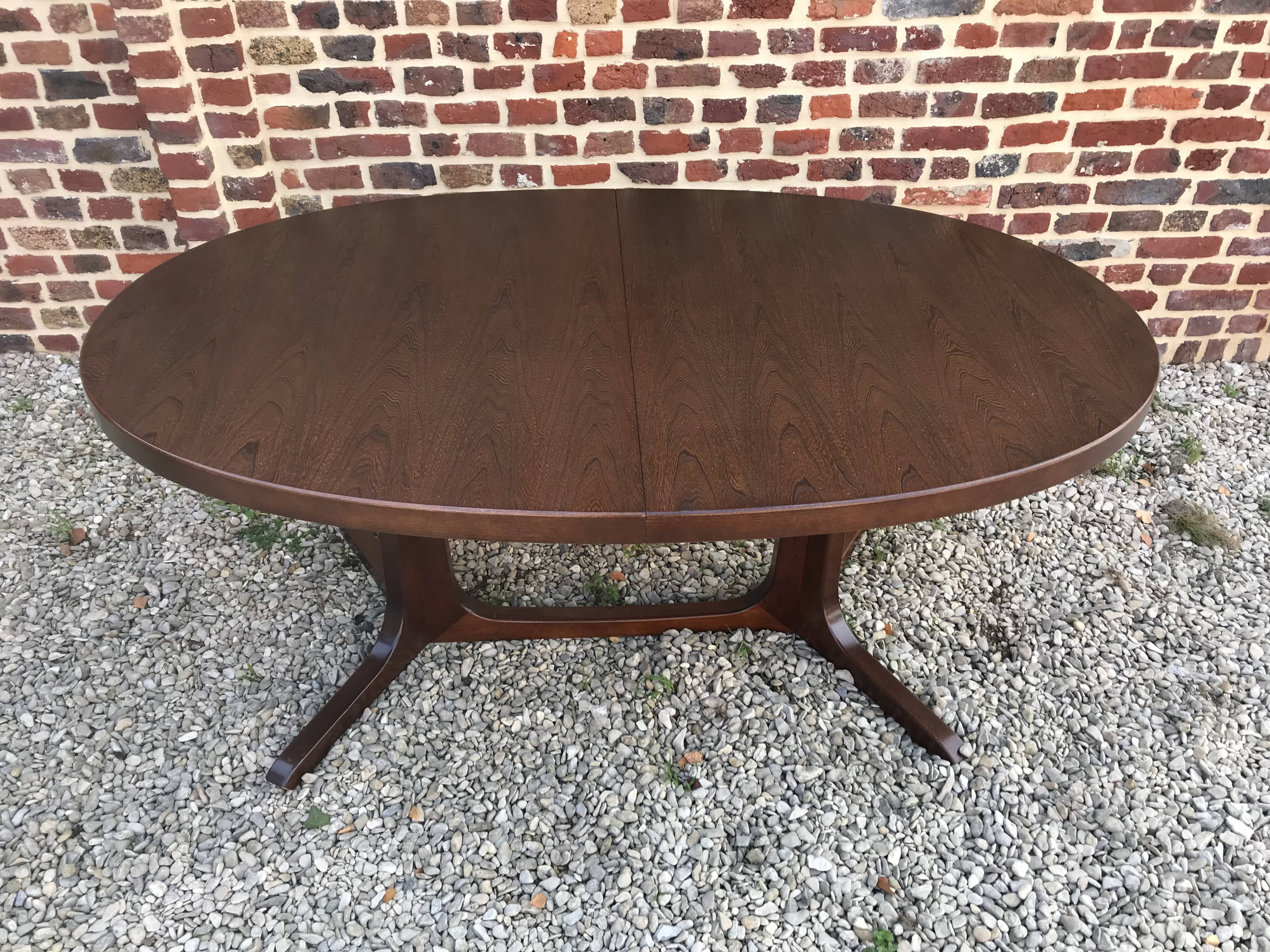 Scandinavian design oval dining table