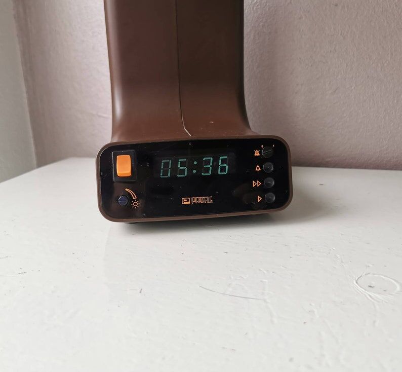 Plastic lamp design Knox 1970, space age