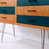 Vintage wooden chest of drawers