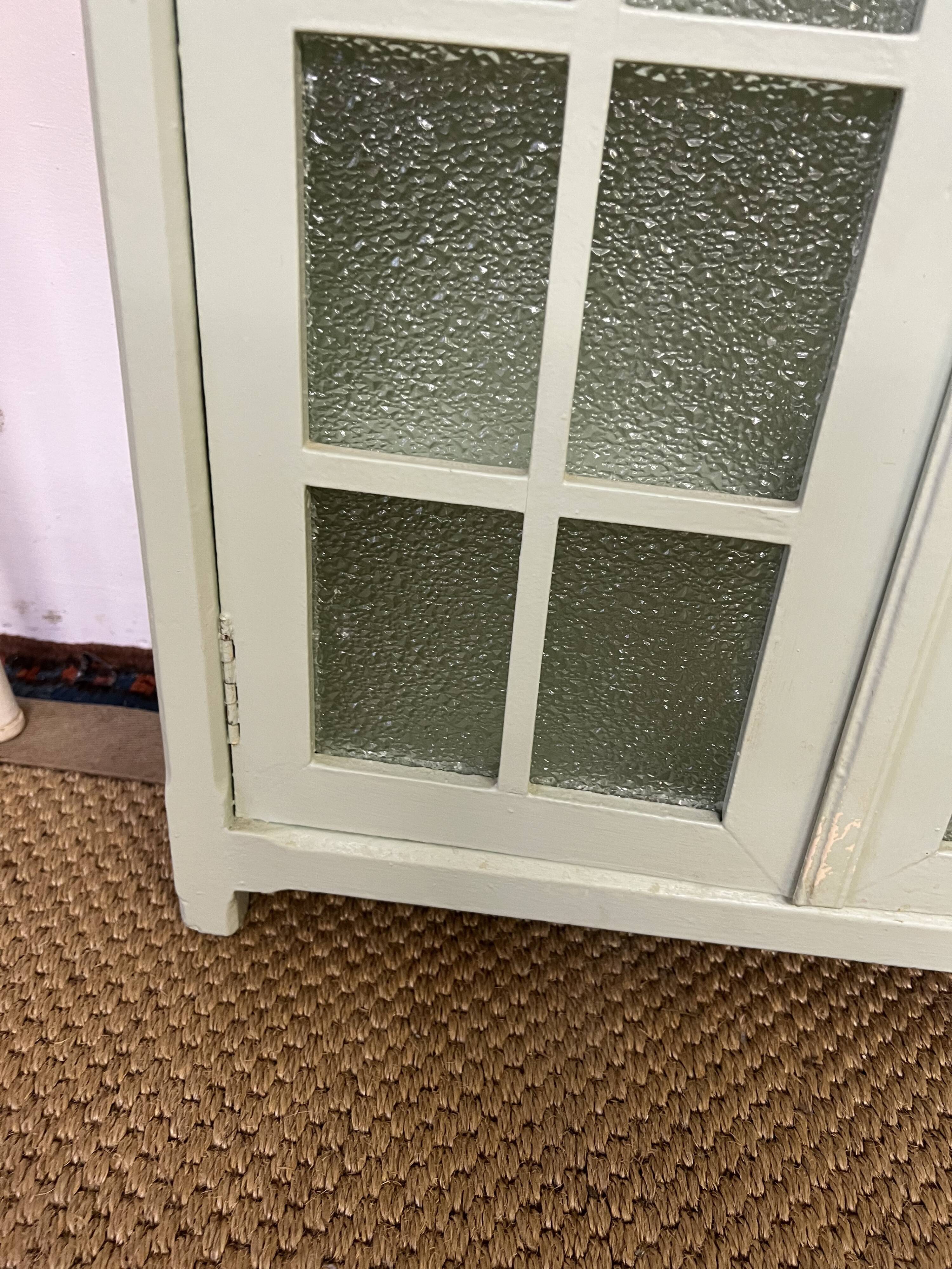 Small vintage medicine cabinet