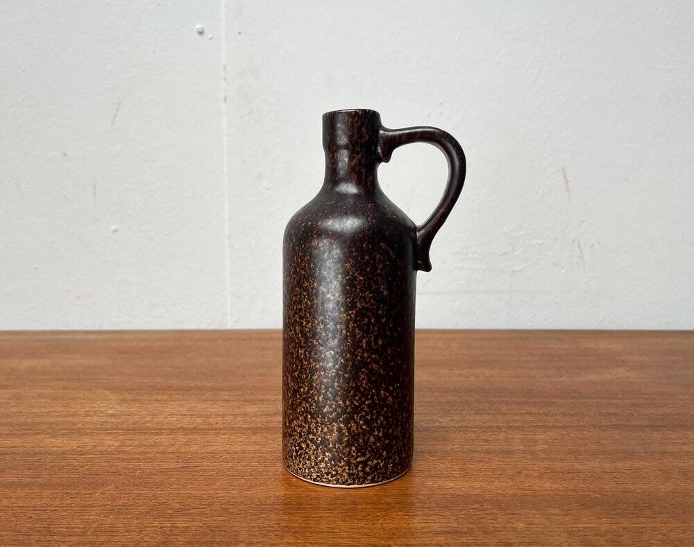 Mid-century ceramic carafe vase by Bastian le Pemp for Kemper / Quimper France, 1960s.