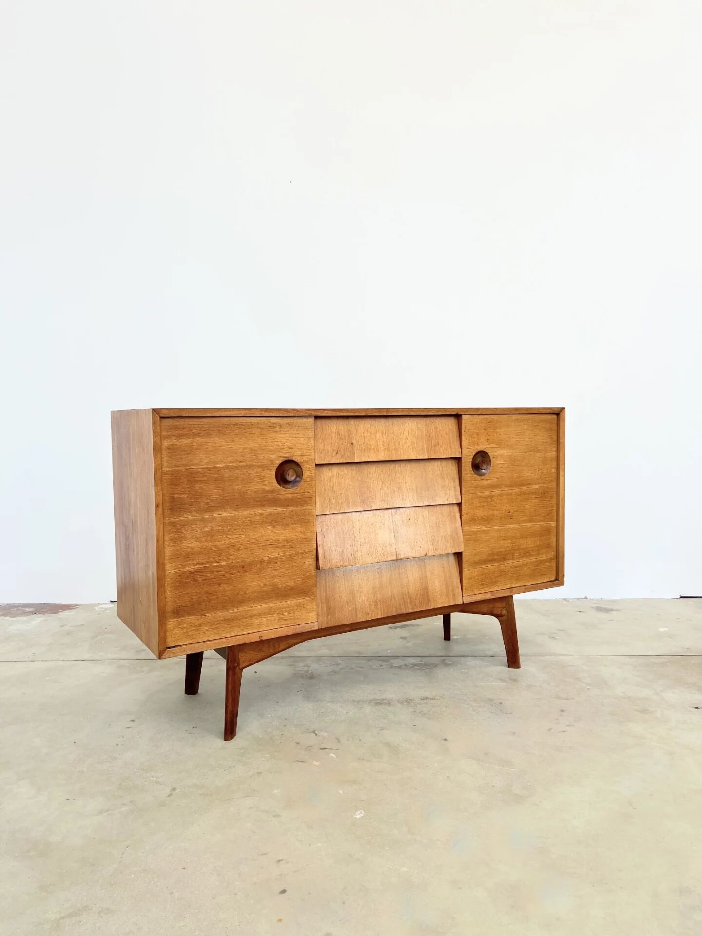 Mid-century teak sideboard, 2 doors 4 drawers — brutalist spirit