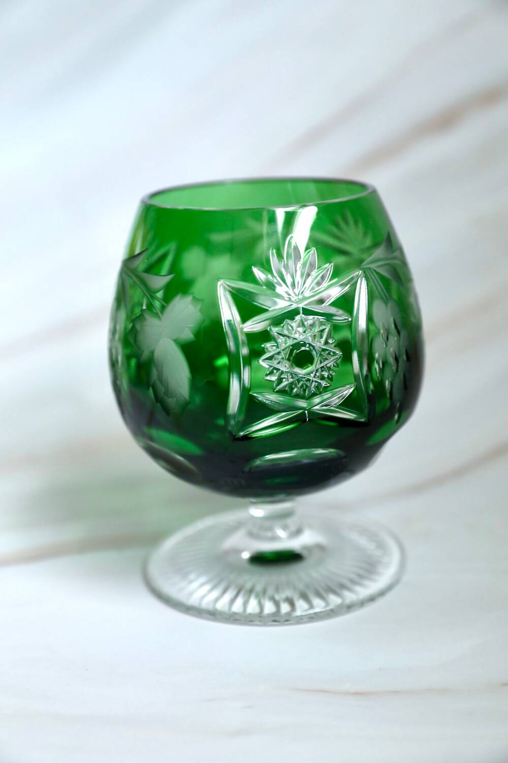 Coloured crystal service