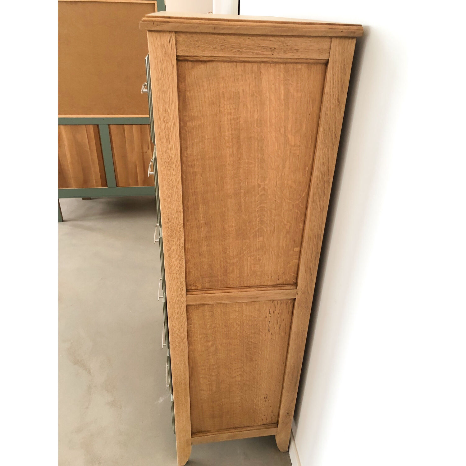 6-drawer chest of drawers in oak