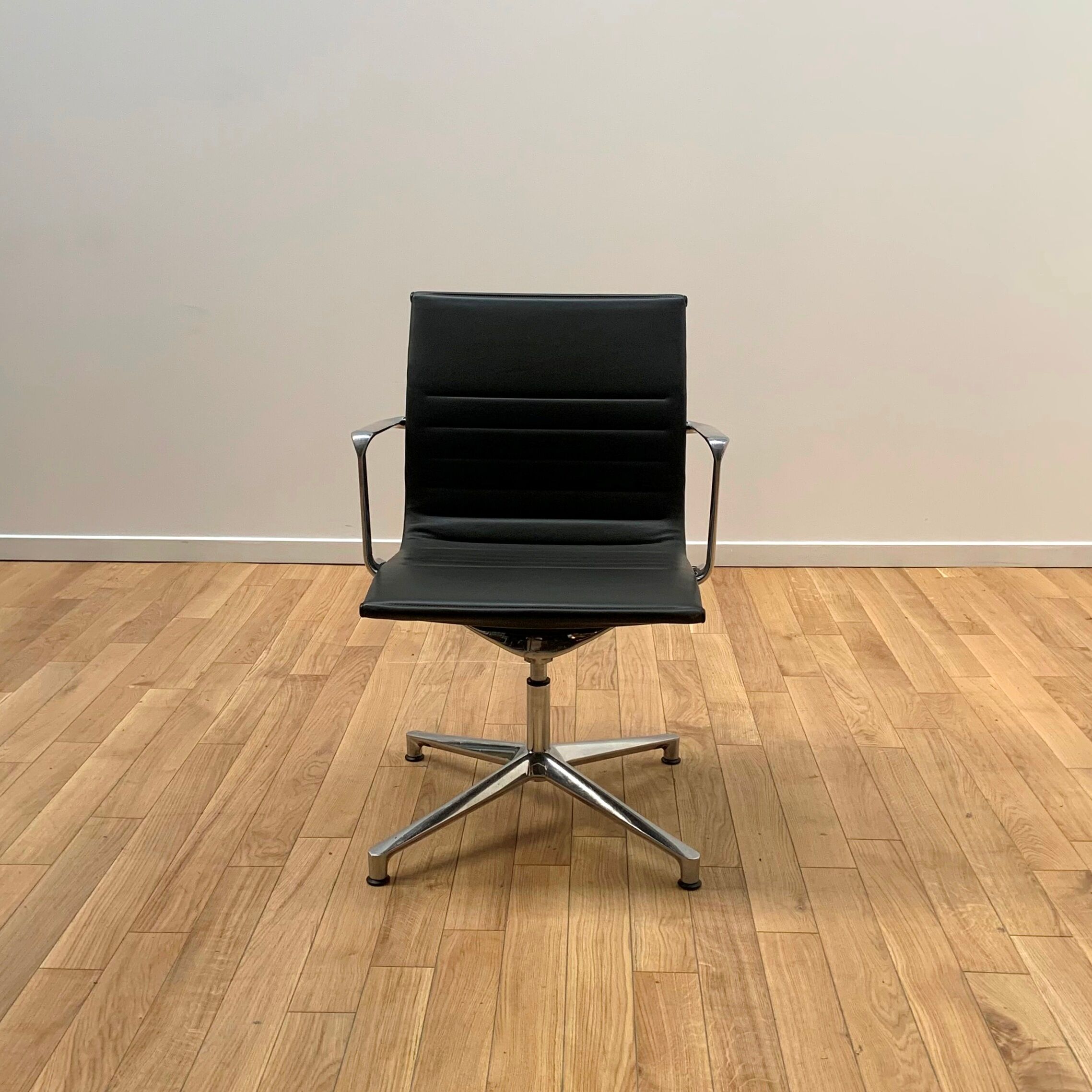 ICF Management office chair