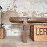 Table basse primitive en bois massif