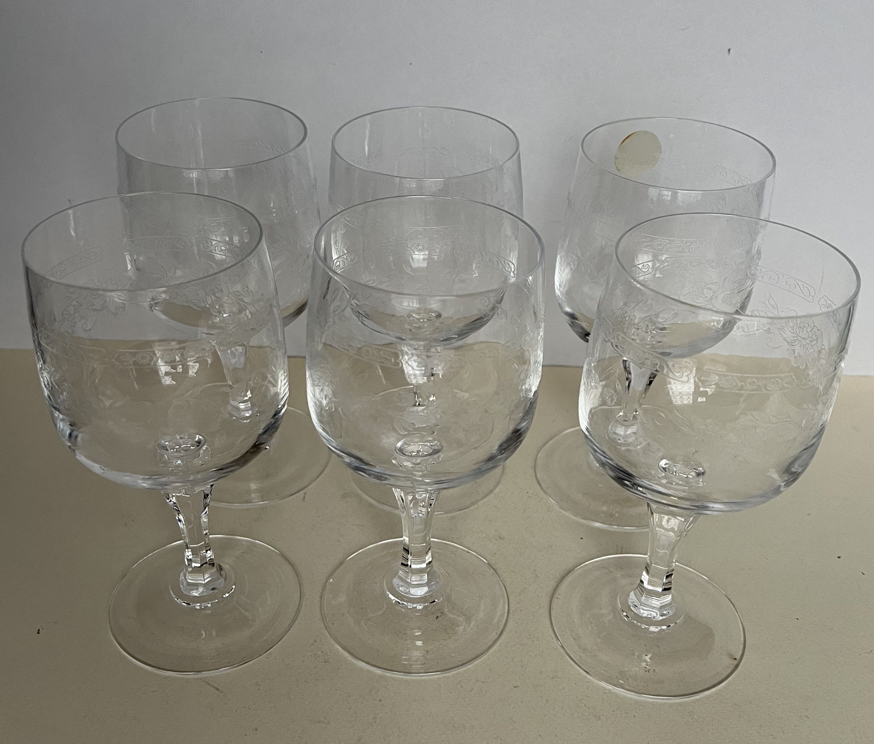 6 Engraved crystal water glasses