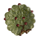 Dish strawberries ceramic slurry