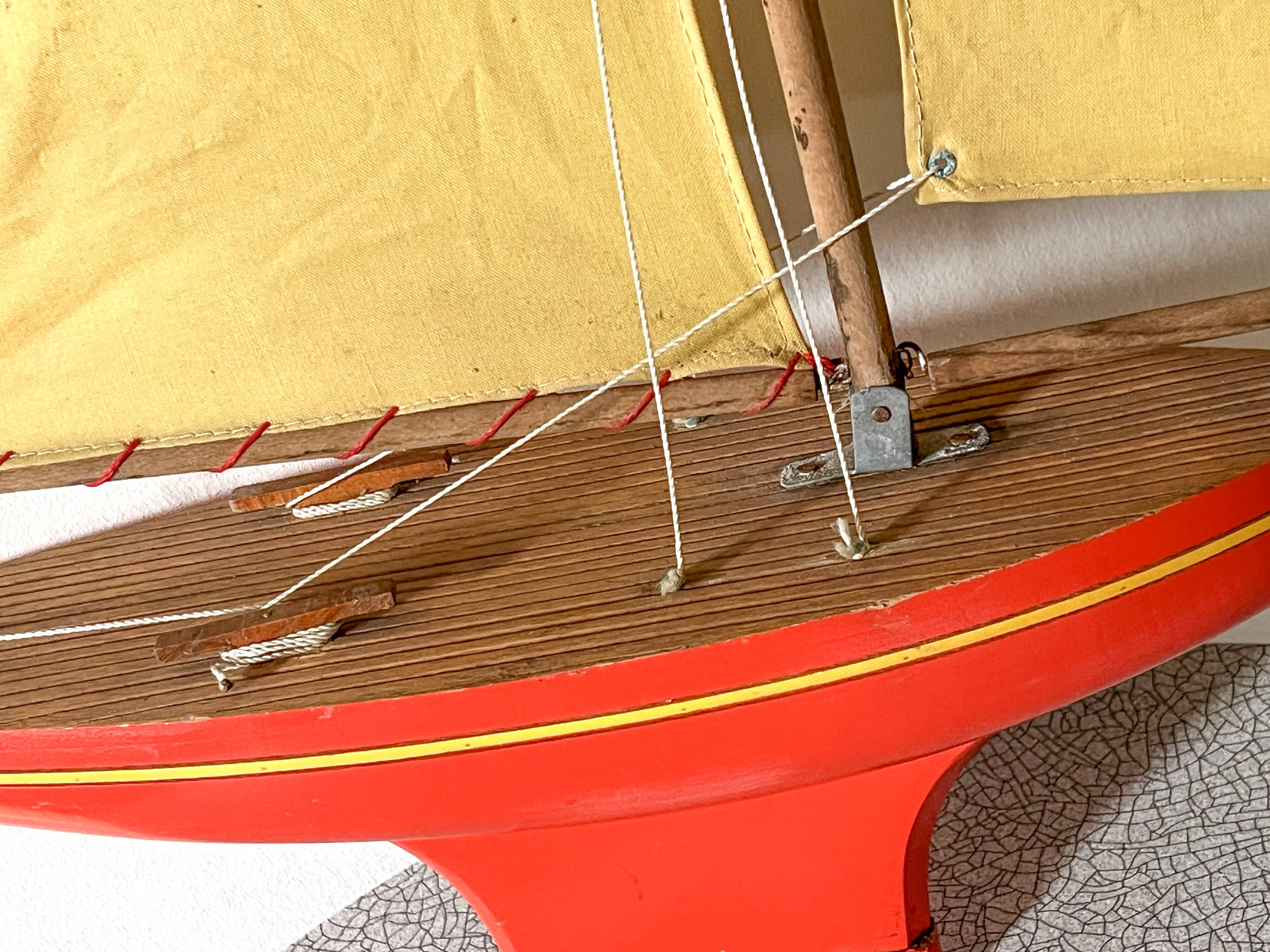 Tirot 401 wooden basin sailboat, vintage toy