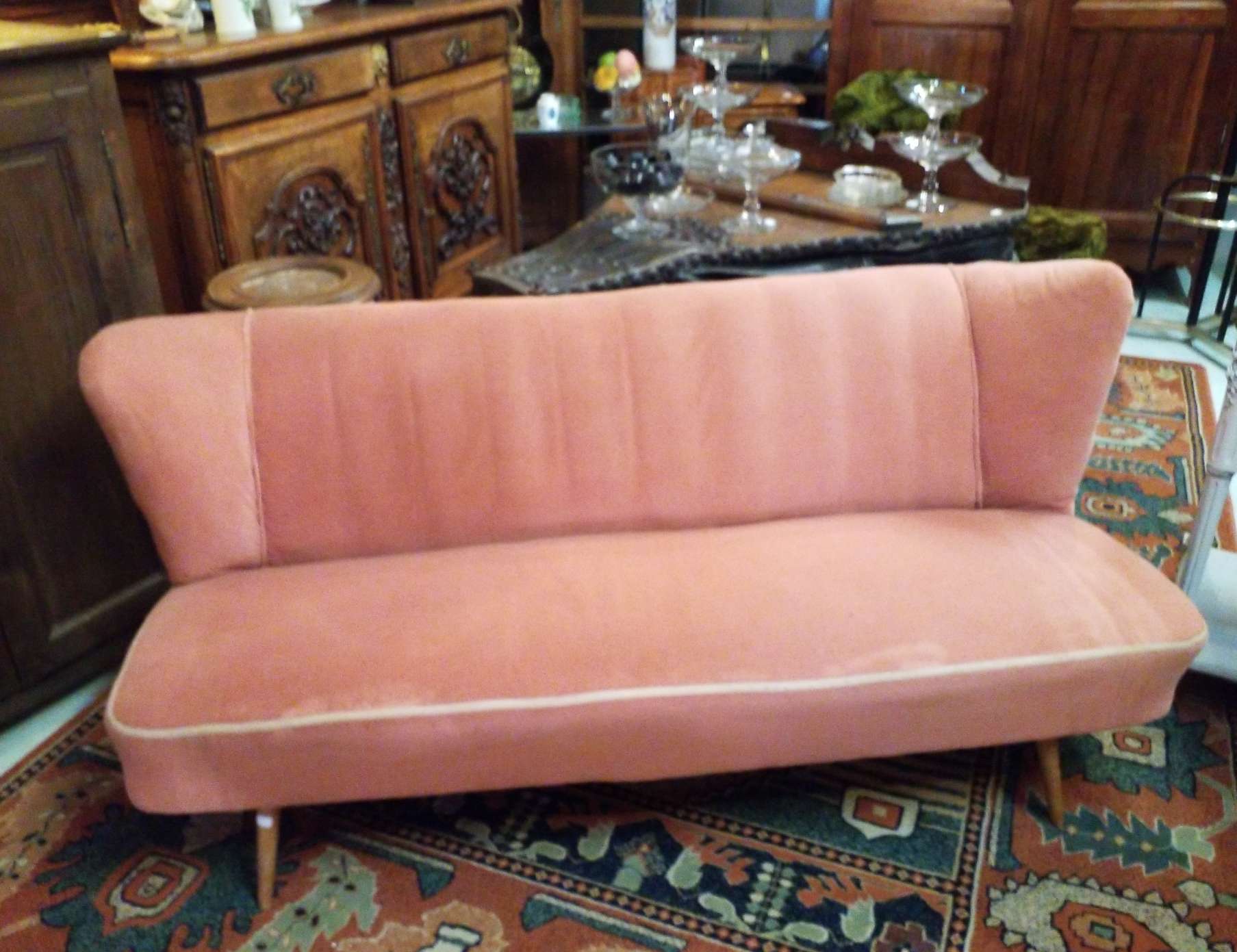 Three-room living room