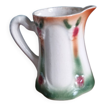 Pichet pot à lait barbotine style Onnaing