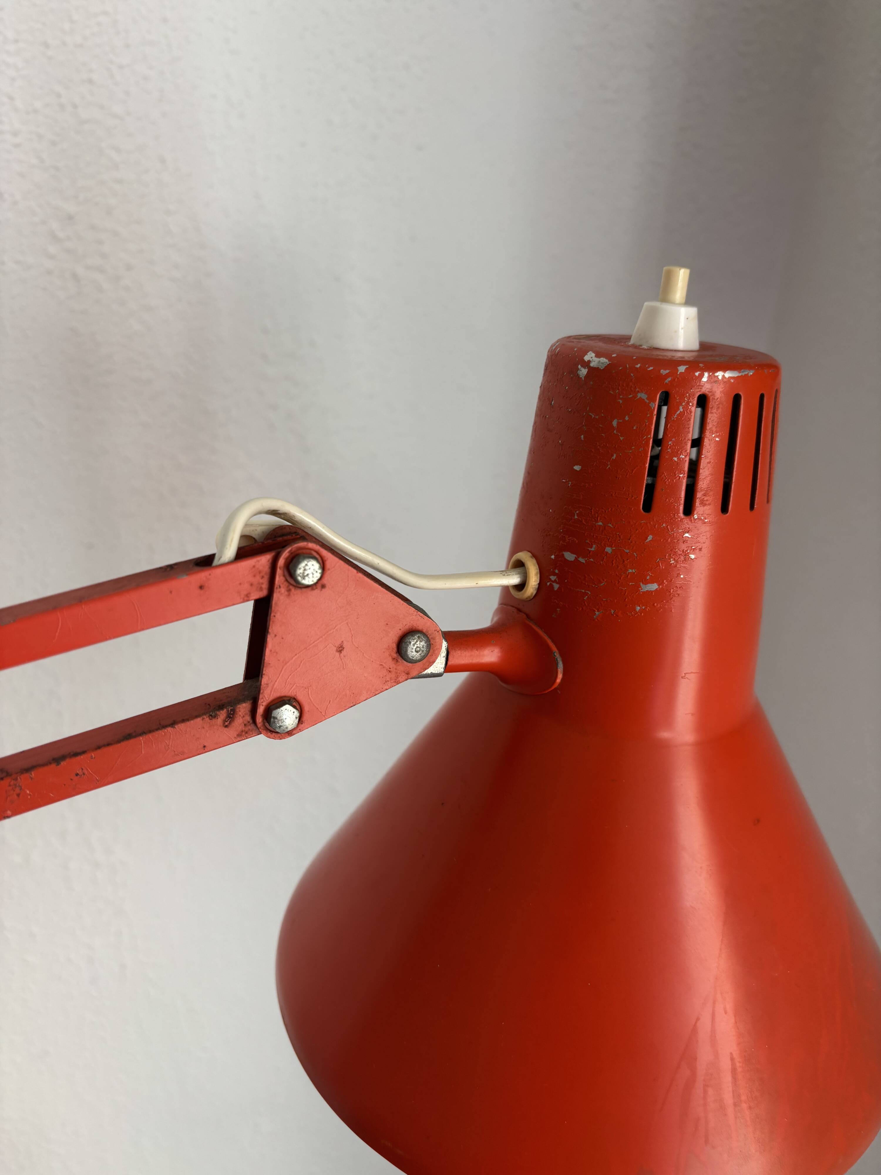 Vintage 1970s carrot Twist T1 architect lamp - 65 cm