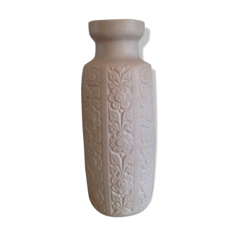 White décor vase flowers ceramic Scandinavian style