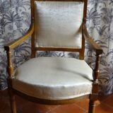 Paire de fauteuils époque Directoire en merisier