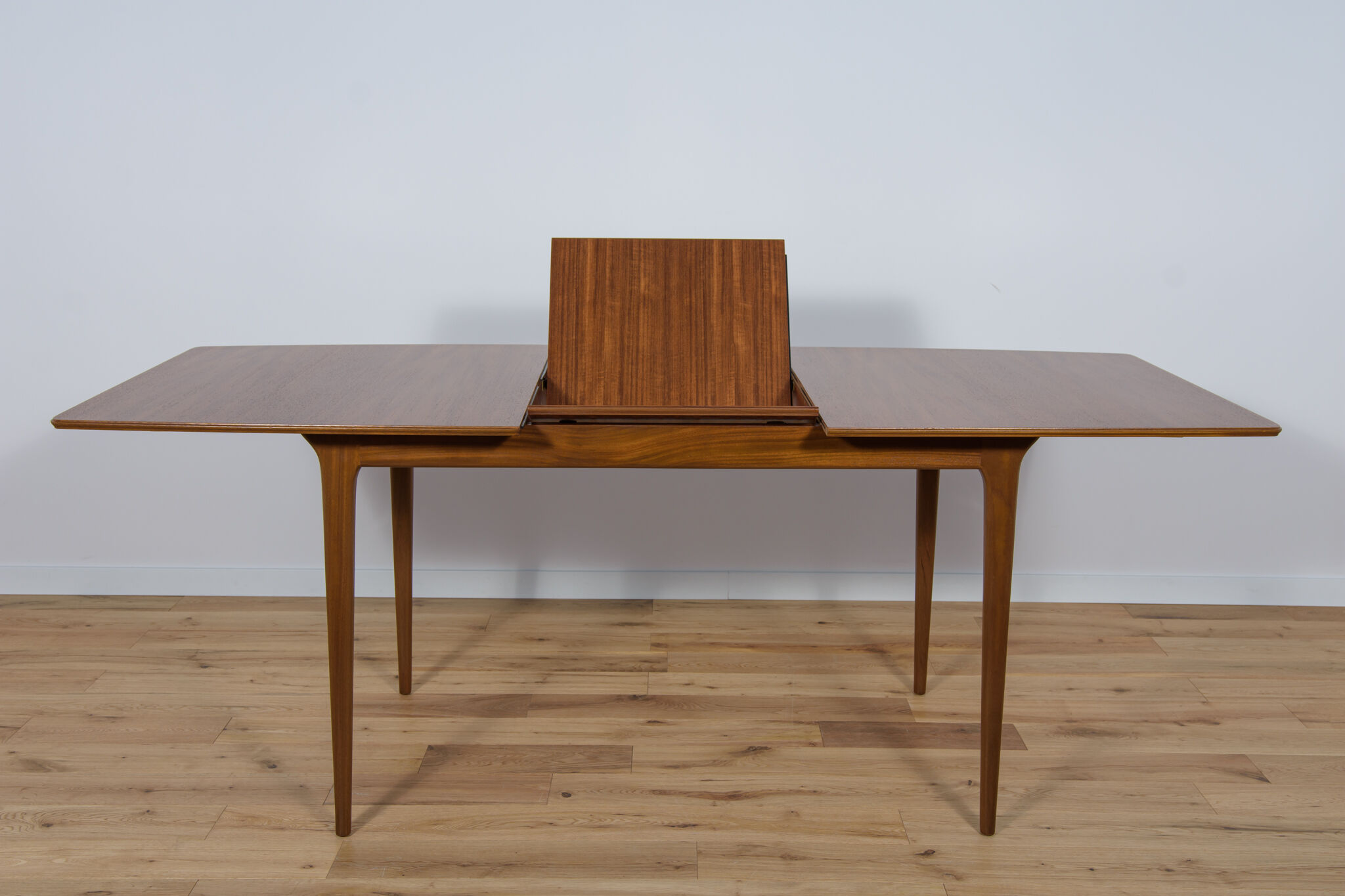 Mid-century teak extendable dining table from Mcintosh, 1960s