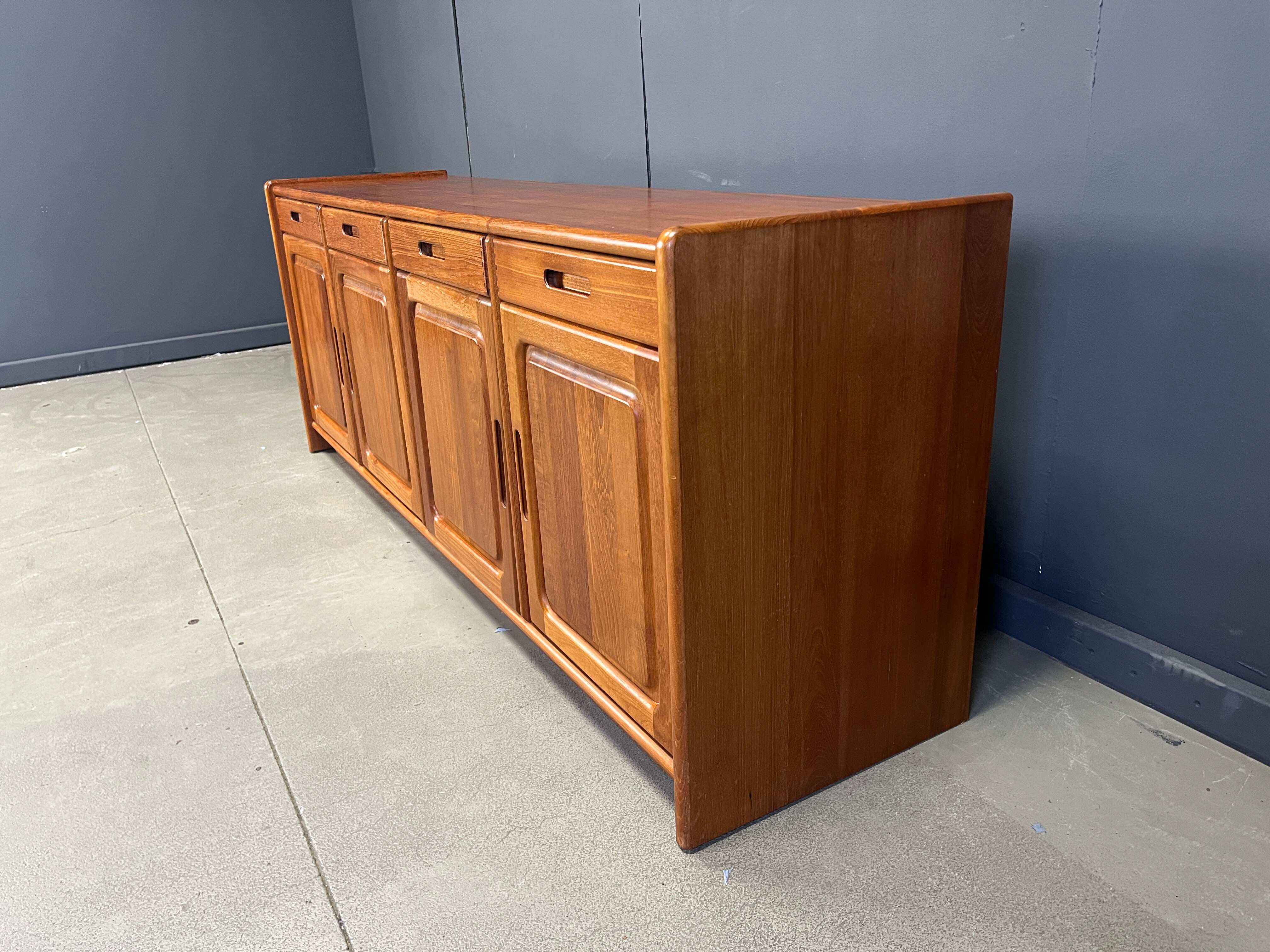 Mid-century Scandinavian credenza by Dyrlund, 1960s