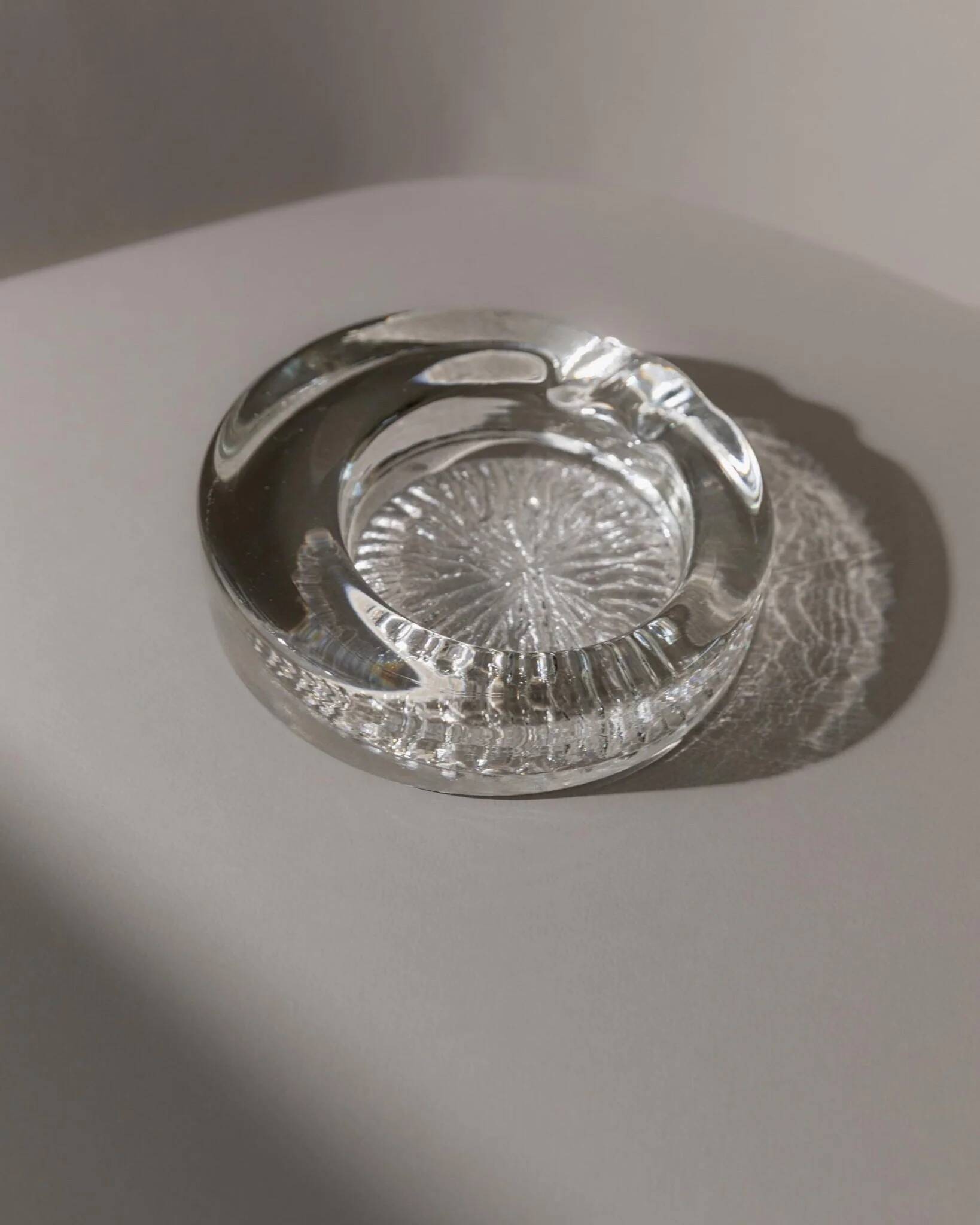 Transparent Murano Glass Ashtray with Asymmetric Thick Rim, 1970s Italian Retro Table Decor