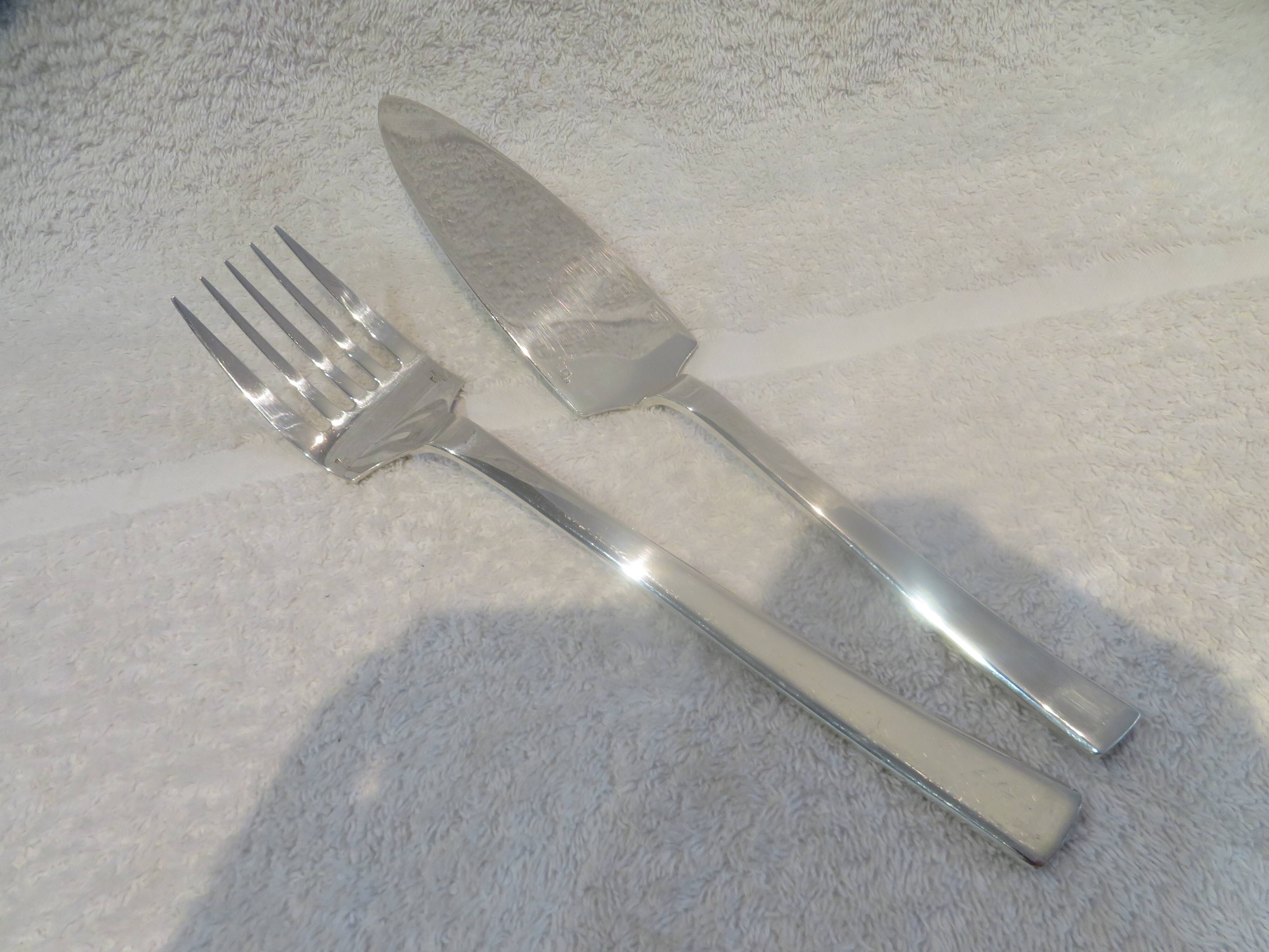 2-piece fish serving set, silver-plated metal, Christofle Concorde goldsmith