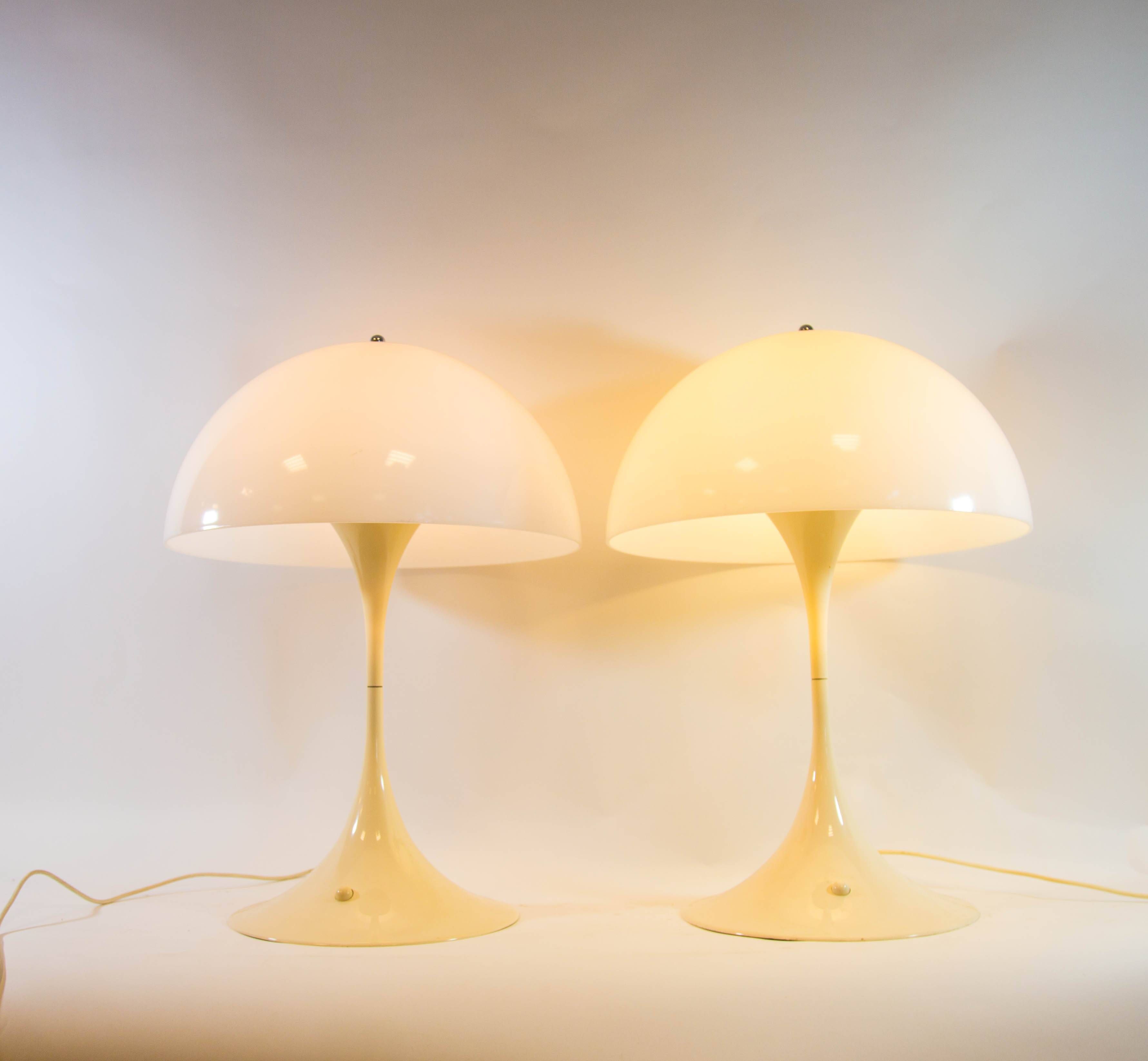 Panthella table lamp | Louis Poulsen | Verner Panton design | Vintage 70's