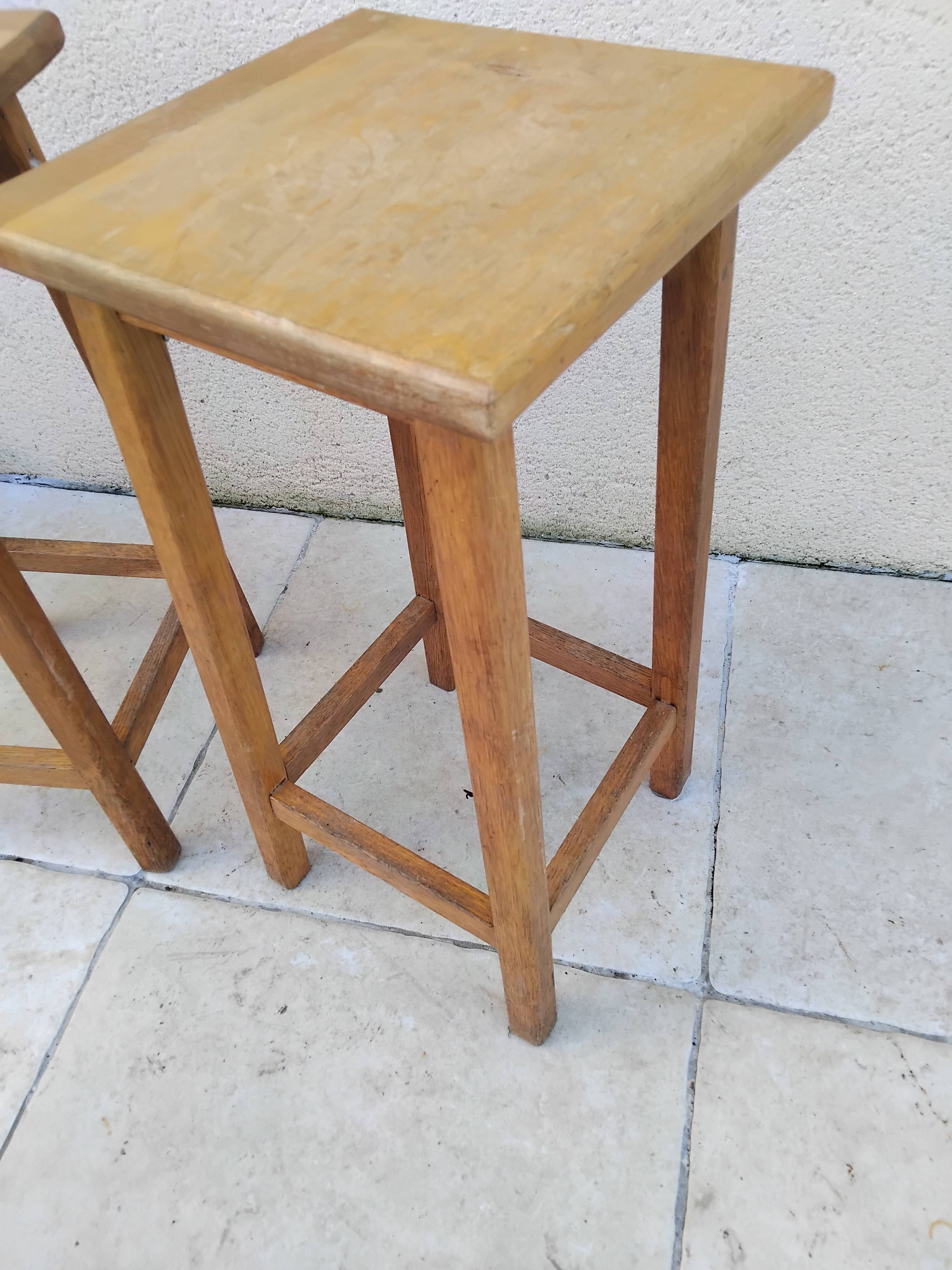 Pair of vintage pine stools from the 80s