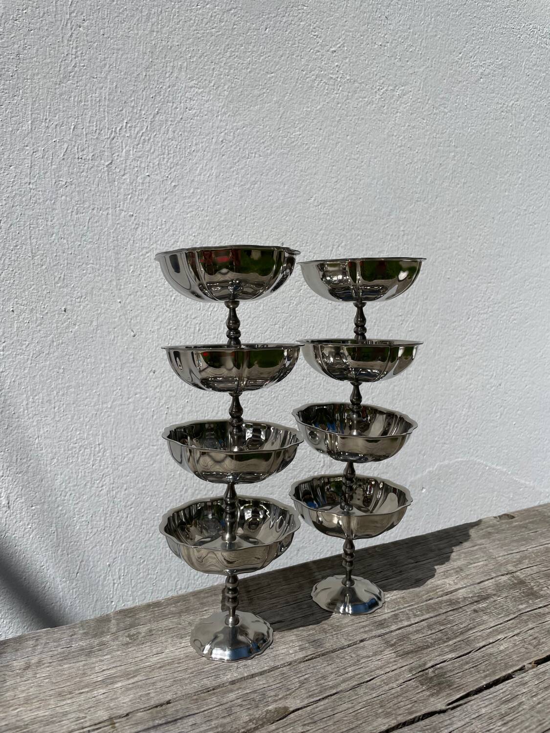 8 coupes en métal argenté 1970
